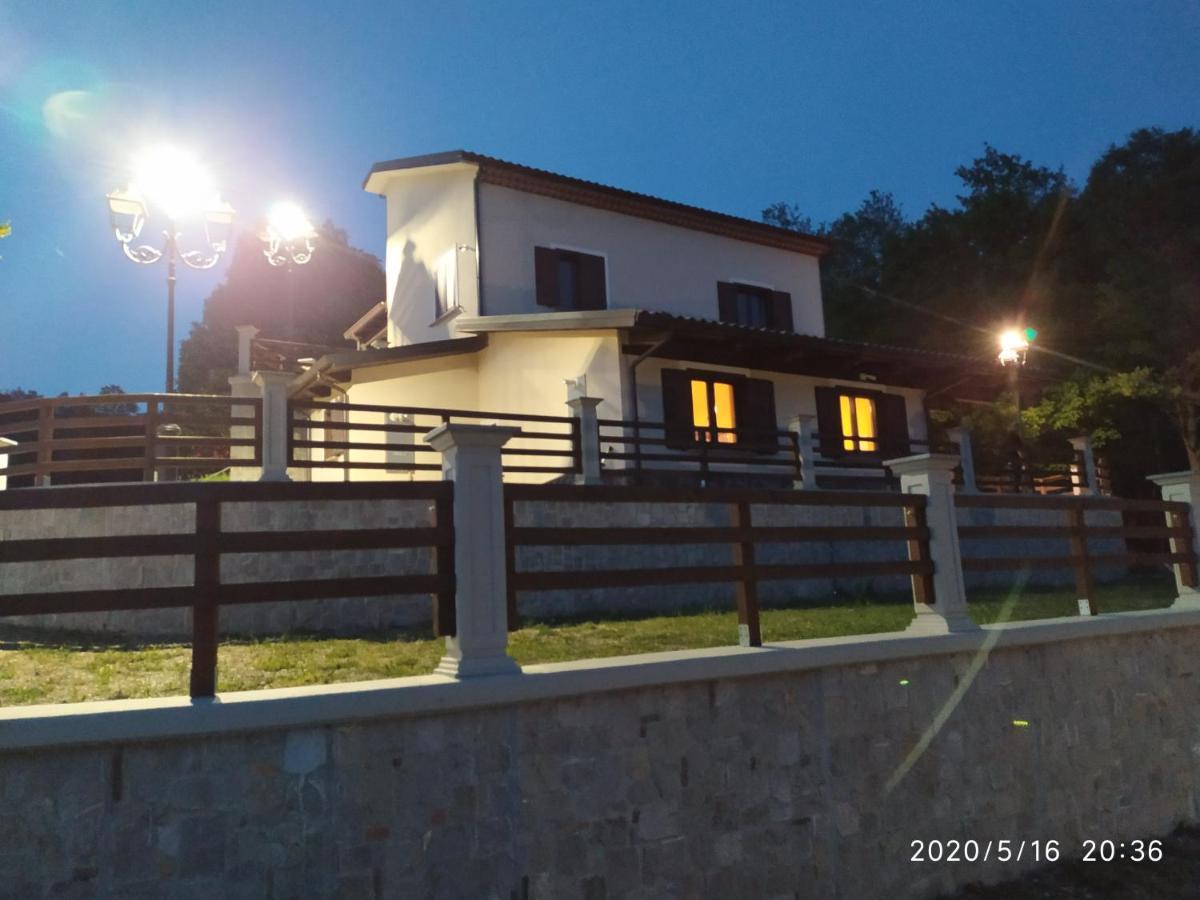 I Fiori Del Pollino - Guest House San Severino Lucano Exterior photo