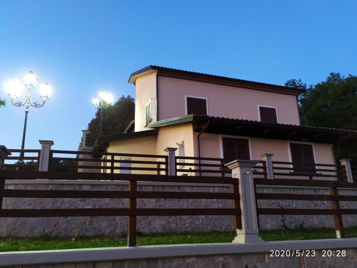 I Fiori Del Pollino - Guest House San Severino Lucano Exterior photo